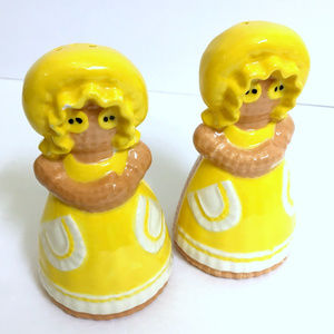 Vintage SALT & PEPPER Shakers Ginger Bread Women